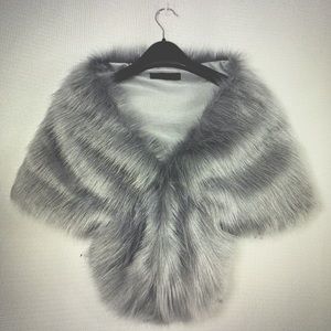 Elegant bridal wedding faux fur shawl grey